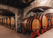 Cask cellar for ageing